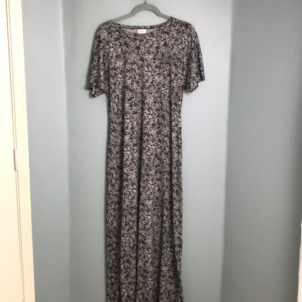 Noir and Blanc collection Maria from LuLaRoe